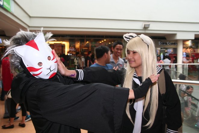 anime otaku ozine fest cosplay megamall manila Philippines event animax cosplay costume anbu mask cloak kunai wig naruto konoha ninja xtian mack shinobi japan anime