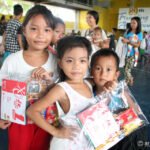 cosplayer-bring-early-christmas-to-mangyan-children-of-mindoro_0111